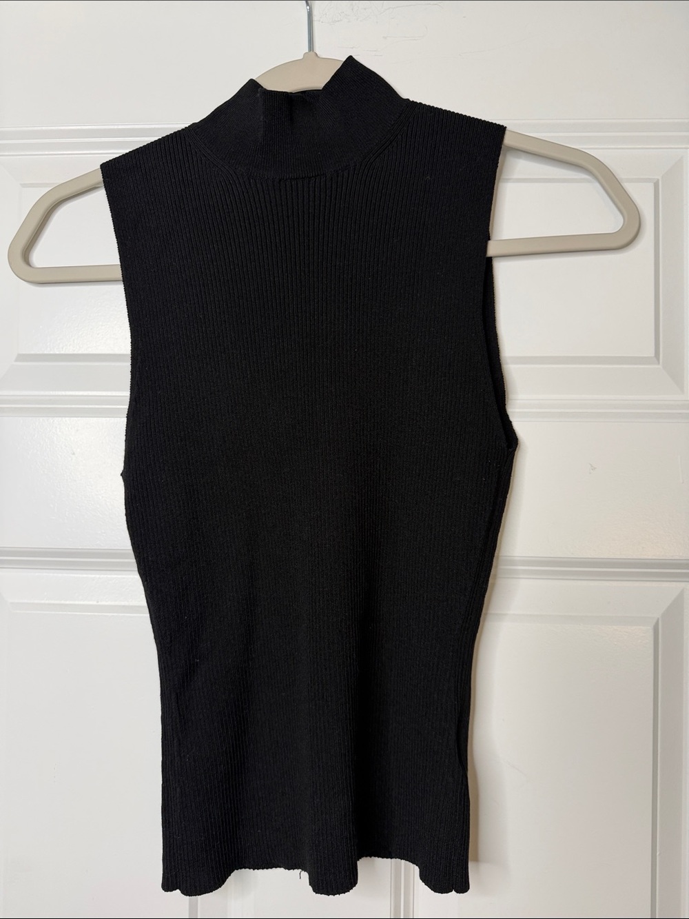 Express Black Sleeveless Mock Neck Ribbed Tank NWOT